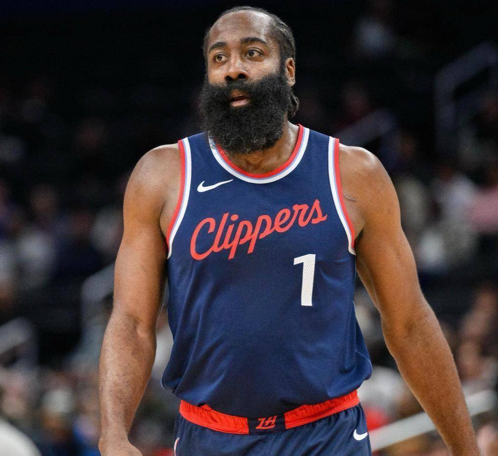 哈登关键时刻夺冠辽宁本钢围绕CBA季后赛外线爆发，连对手都承认：风云突变广厦男篮今晚防线松动的简单介绍